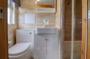 En-Suite- click for photo gallery